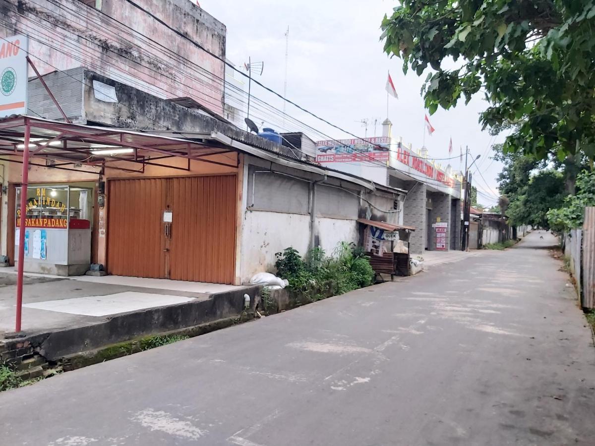 Alex Hostel 2 パレンバン エクステリア 写真